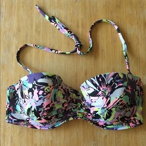Women’s Victoria’s Secret bandeau bikini top